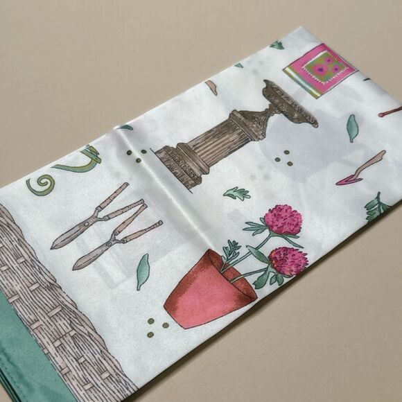Floral Garden Print Scarf G26 - Picture 3 of 4